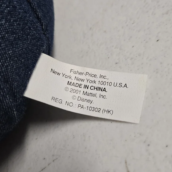 Vntg Fisher Price Disney A to Z Pooh 12"X13"X9" - Picture 5 of 7